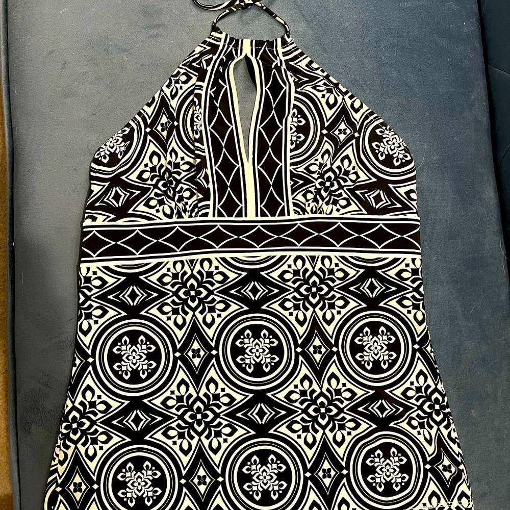 BCBG MAXAZRIA HALTER TOP